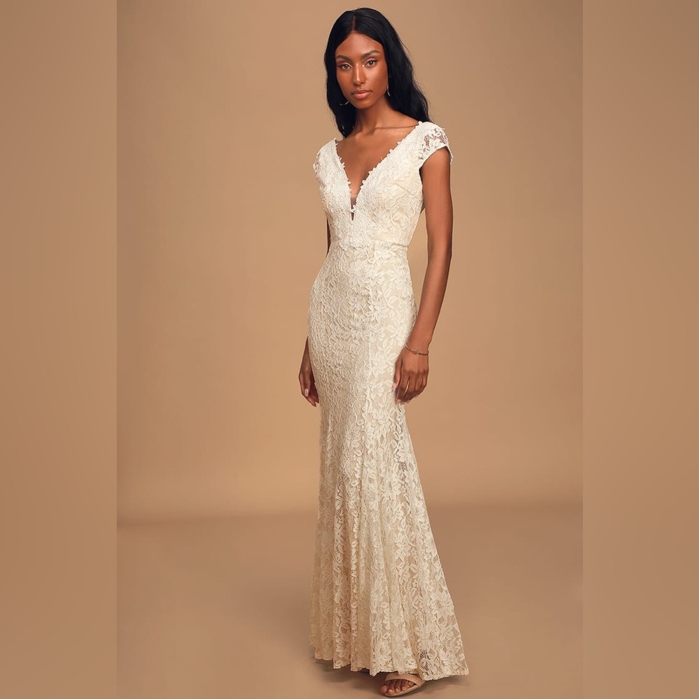 Lulu’s Icing on the Cake White Lace Short Sleeve Maxi Dress